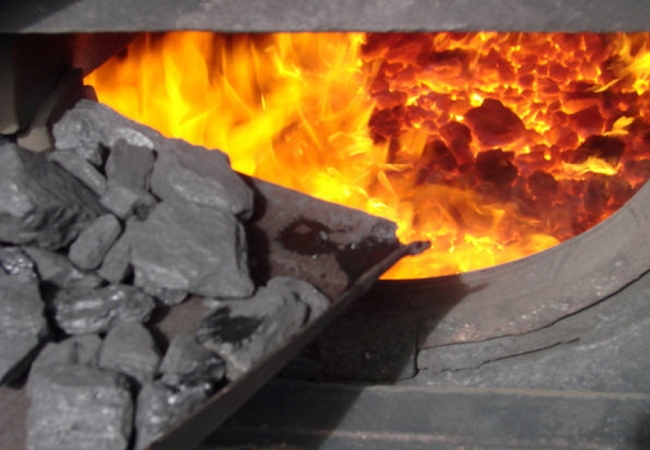 كيفية تسخين الموقد بالفحم