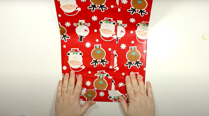 تظهر الصور - كيف تحزم هدية ، شكل. حقيبة هدايا