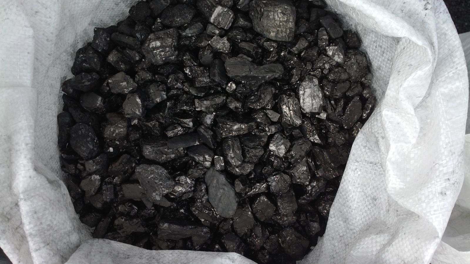 الفحم لغلاية الوقود الصلب