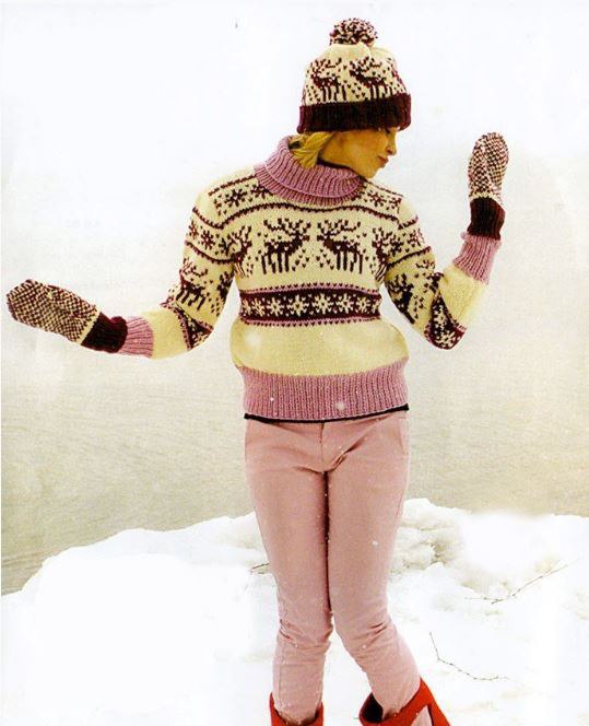 Πλέξιμο πουλόβερ με ελάφια σύμφωνα με το σχέδιο με συνοδεία φωτογραφιών και βίντεο